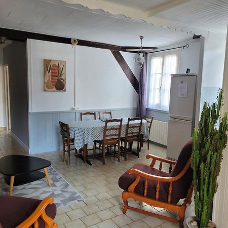 La Cour Du Chateau La Charité-sur-Loire Εξωτερικό φωτογραφία