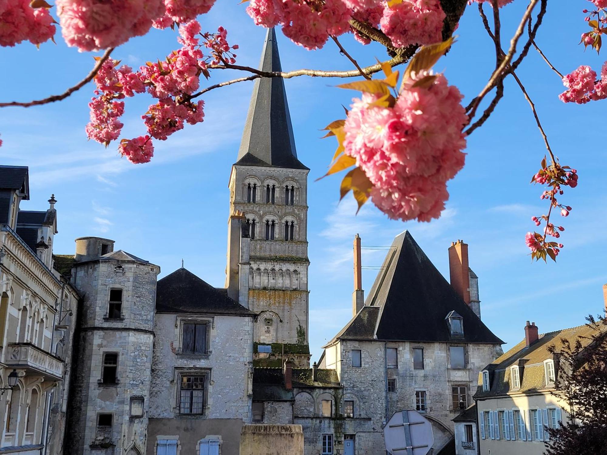 La Cour Du Chateau La Charité-sur-Loire Εξωτερικό φωτογραφία